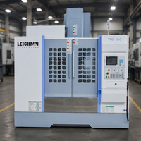 Machine de fraisage CNC verticale à 3 axes VMC 855 avec vitesse d'alimentation élevée de 36 m/min