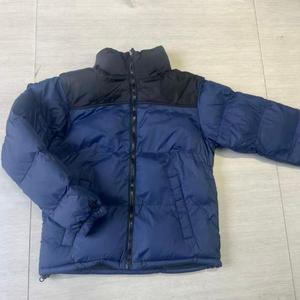 <span class=keywords><strong>Manteau</strong></span> d'hiver thermique matelassé noir original <span class=keywords><strong>North</strong></span> <span class=keywords><strong>Face</strong></span> 1996 pour adultes, brodé, en duvet 700, chaud et isolant - Product Image 1