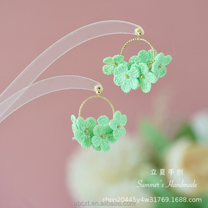 वसंत और गर्मियों के आला मगरमच्छ बुनाई हाथ से छोटे ताजा सूक्ष्म हुक वायलेट पांच पेटल फूलों के सर्कल - Product Image 5