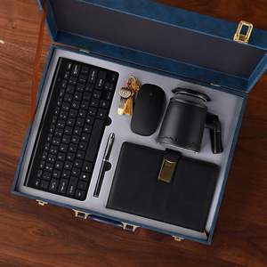 Elegante Set de Regalo Corporativo para Nuevos Empleados, Caja de Regalo Premium con Macarons y Logotipo Personalizado para Empleados de la Empresa - Product Image 1
