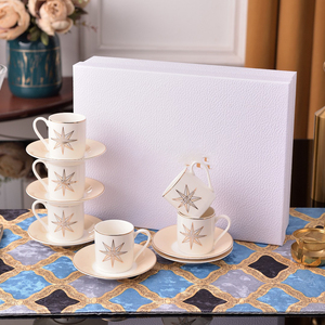 Service à thé de luxe turc en porcelaine fine, collection de 6 tasses et soucoupes - Product Image 4