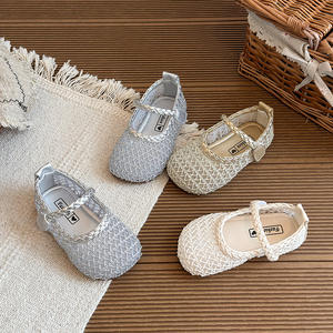 Sandales plates en maille tressée coréenne pour filles, collection Printemps-Été 2026, style résille ajourée - Product Image 3