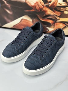 Sneakers en daim de crocodile bleu marine faites à la main – Chaussures décontractées à lacets pour hommes, semelle épaisse, pour un usage quotidien élégant - Product Image 2