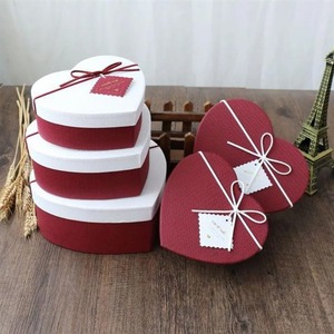 Hard cardboard heart-shaped birthday gift box with ribbon can be customized according to needs - Product Image 5