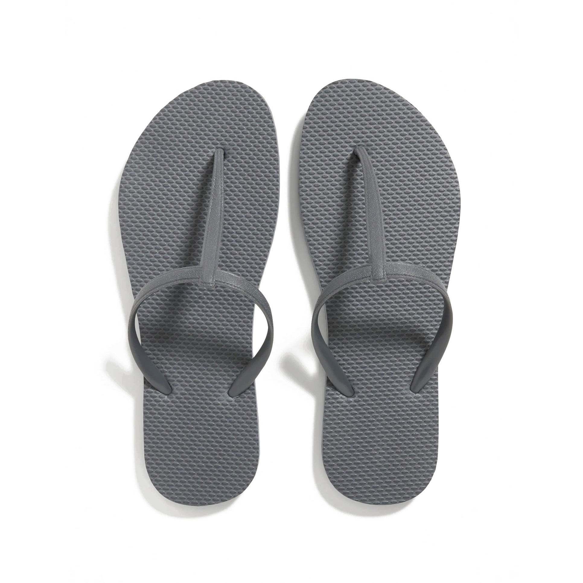 สีเทาเข้ม