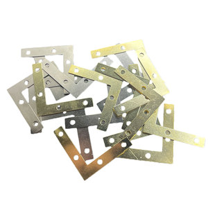Support d'angle en forme de L doré, 40 mm x 49,9 mm, épaisseur 0,6 mm, pour la connexion des cadres - Product Image 2