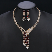 Ensemble collier et boucles d'oreilles de haute qualité à motif léopard, zircon cubique unique, accessoire de fête parfait pour femmes, en cuivre - CN11216