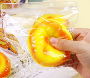 Juguete Sensorial Antiestrés con Forma de Tarta de Huevo, Mini Pelota Antiestrés para Niños y Niñas, Juguetes Blandos Novedosos - Product Image 4