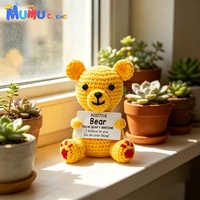Ours en peluche au crochet fait main pour le soutien émotionnel, mini-ours positif avec poche pour carte, cadeau réconfortant pour enseignant, amis, patron, décoration de bureau