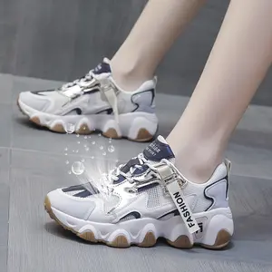 ファッション春の古いパパの靴新しい通気性のある韓国スタイルのスポーツシューズIns厚底学生ランニングシューズ