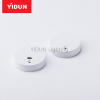 Éclairage de profil LED rond suspendu de 30 mm de diamètre pour l'éclairage professionnel des bureaux avec supports et bases de lampes