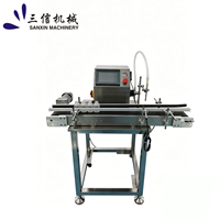 Machine de remplissage de liquides automatique de table à faible coût 5ml-2000ml