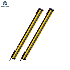 C4C-SA06030A10000 C4C-SA07530A10000 C4C-SA09030A10000 Rideau lumineux de sécurité de type 4 pour la protection en automatisation industrielle - Product Image 1