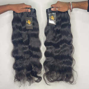 Vente en gros paquets de cheveux vierges indiens tissés paquets de cheveux humains naturels à ondes profondes paquets de cheveux bruts brésiliens - Product Image 1