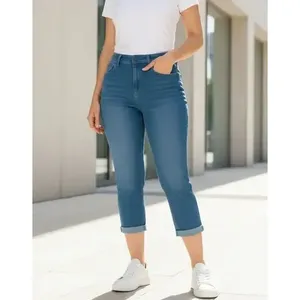 Jeans Capri Elasticizzati da Donna Adrenaline a Vita Alta, Lavaggio Medio, Cinque Tasche, in Denim Traspirante - Product Image 1