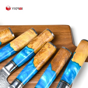 Juego de Cuchillos de Cocina de Acero Damasco con Núcleo de Acero al Carbono VG10 Profesional de Alta Calidad, Mango de Resina OEM, Juego de Cuchillos de Chef y Pelador - Product Image 4