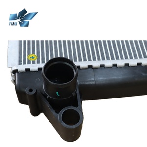 หม้อน้ำ OEM 223561 สำหรับรถยนต์มาเซราติ ควอตโตรปอร์เต้ และ กรันทูริสโม่ เครื่องยนต์ 4.2 - Product Image 4