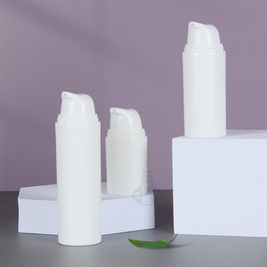 Yuyao Derun Plastic <b>Bottles</b> 15ml 30ml 50ml Snap Closure Cosmetic Packaging With <b>Pump</b> Head Cylinder Shape - Product Image 2