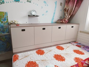 Mobile da Soggiorno Elegante e Durevole: un'Aggiunta Favolosa alla Tua Collezione di Arredamento Eco-Sostenibile - Product Image 5