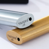 Étui de briquet en alliage de zinc avec logo personnalisé pour J5, coque rechargeable de haute qualité, vente en gros directe d'usine