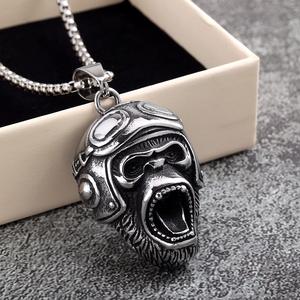 Collar con colgante de animales de acero inoxidable, diseño unisex de tigre y gorila, para combinar con ropa, regalo - Product Image 2
