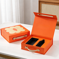 Boîte cadeau en carton rigide de luxe avec logo personnalisé en relief, pour aliments, boissons, huile d'olive, vin, spiritueux, avec poignée en PU et plateau en EVA