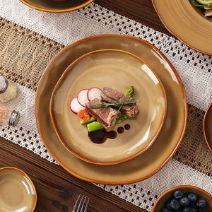 ชุดอาหารเซรามิกดีไซน์ใหม่ คุณภาพดี สไตล์ยุโรป/อเมริกาเหนือ ขอบสีน้ำตาล ทำด้วยมือ ทนความร้อน ใช้กับไมโครเวฟได้ - Product Image 4