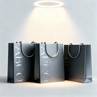 Sacs en papier kraft personnalisés pour le commerce de détail, sacs cadeaux pour vêtements, sacs d'emballage miniatures de luxe avec poignée, sacs en papier imprimés avec logos