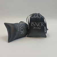 Sac de shopping en satin de soie doux avec cordon de serrage personnalisé avec logo imprimé à l'écran Pochette à bijoux colorée pour cosmétiques Cadeau Taille complète
