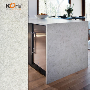 Surface solide en acrylique texture marbre blanc au design moderne Koris pour armoires d'îlot de cuisine éviers de cuisine - Product Image 4