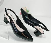Sandalias de cuña de verano para mujer, de venta directa de fábrica, con tacón alto grueso y punta, zapatos de exterior ligeros con cierre sin cordones y punta abierta.