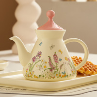 Ensemble théière et tasses à café en porcelaine rose à motif floral original, avec plateau et coffret cadeau