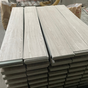 Olushe lusso ingegnerizzato <span class=keywords><strong>Parquet</strong></span> Piso vinile laminato 8mm WPC SPC ABA pavimento in plastica plastico bordo fornitore - Product Image 1