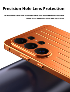 La dernière coque de téléphone portable magnétique à rayures, adaptée au <span class=keywords><strong>Samsung</strong></span> S26 Ultras, est fabriquée en alliage pur. - Product Image 6