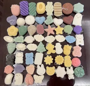 Esponja Konjac de cúrcuma de nogal personalizada Natural de formas bonitas para bebés, tiempo de baño para niños pequeños