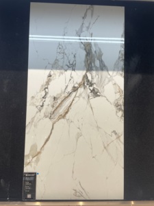 Phật sơn bán Hot kích thước lớn 1200x600 Trắng Carrara sang trọng gạch ceramic đánh bóng glossy sứ tráng men gạch đá cẩm thạch sàn - Product Image 2