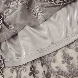 Vestido de Lino y Algodón de Primera Calidad para Niños de China Beauty Boutique - Product Image 4