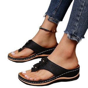 Sandales compensées <span class=keywords><strong>pour</strong></span> femmes d'été, sandales orthopédiques de qualité supérieure à bout ouvert, sandales vintage antidérapantes en cuir PU, chaussures décontractées à plateforme rétro <span class=keywords><strong>pour</strong></span> femmes - Product Image 1
