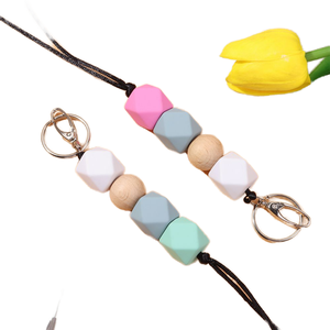 Llaveros de Silicona con Cuentas, Cordones Personalizados con Colgante de Disco de Madera - <span class=keywords><strong>Comprar</strong></span> Llavero con Cordón Personalizado - Product Image 1