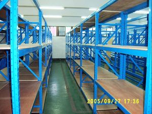 Étagère de <span class=keywords><strong>rack</strong></span> réglable en acier de 50mm pour le stockage en entrepôt, empilables, étagères et rayonnages à palettes - Product Image 4