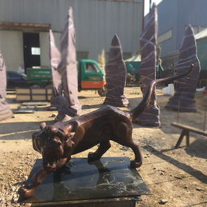 Célèbre Design Extérieur et Décor De Jardin En Bronze Coulé Statue Noire De Panthère Grandeur Nature - Product Image 3