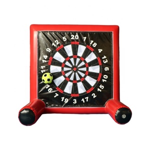 Gioco di Freccette con Pallone da Calcio Gonfiabile Rosso a Doppia Faccia per Interni/Esterni in Vendita - Product Image 1