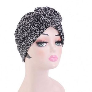 Gorro Turbante Unisex con Nudo Trenzado al por Mayor en Stock - Diseño Liso Brillante 100% Poliéster Ajustable para Viajes, Playa y Uso Diario - Product Image 4