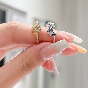 Bague de <span class=keywords><strong>doigt</strong></span> rotative ouverte réglable à <span class=keywords><strong>la</strong></span> mode Soleil et <span class=keywords><strong>Lune</strong></span> avec cristal pour femme, cadeau, bijoux de mode - Product Image 4
