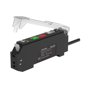 Capteur d'amplificateur à fibre optique à double écran numérique FK52UP3 pour détecter les perturbations lumineuses indésirables - Product Image 1