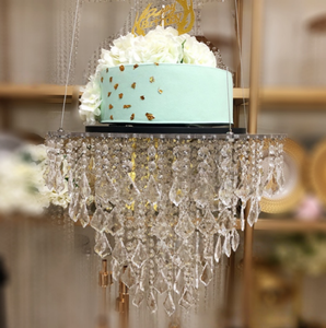 Support à gâteau de mariage moderne et luxueux avec perles de cristal suspendues, support de table en acrylique transparent de haute qualité - Product Image 5