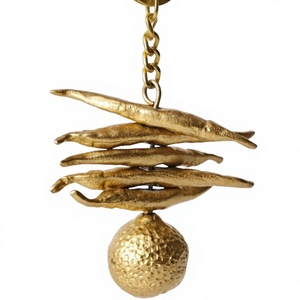 Porte-clés en laiton Nimbu Mirchi, vert citron doré, piment, Nazar Battu, breloque pour voiture, moto, scooter, maison - Product Image 1