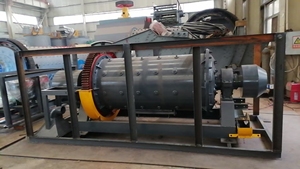 900 एक्स 1800 और 900 एक्स 3000 छोटे-उपज वाले सोने का अयस्क और पत्थर पाउडर मशीन के साथ पीसने बॉल मिल - Product Image 3