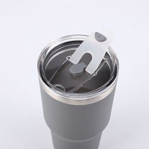 Cadeaux personnalisés OEM/ODM : Verres à bière en forme de canette de 30 oz pour sublimation DIY, avec couvercle en bambou et paille - Product Image 2