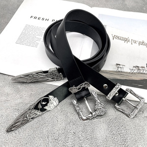 Ceinture fine en cuir PU <span class=keywords><strong>noir</strong></span> style punk hip-hop vintage pour femmes, avec rivets croix et épée, idéale pour les pantalons des jeunes hommes. - Product Image 5